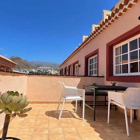 Casa Mostaza Los Cristianos (Tenerife)